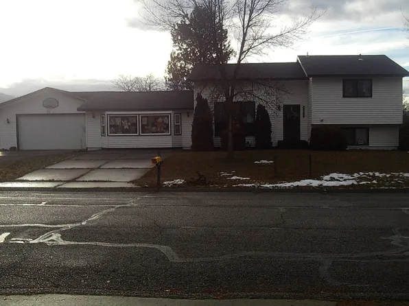 24910 E Rosewood Ave, Newman Lake, WA 99025