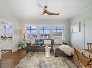 1341 Highview Pl, Honolulu, HI 96816