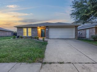 112 Tripp Trl, Denton, TX 76207
