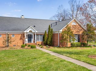 1119 Constitution Dr, Chattanooga, TN 37405