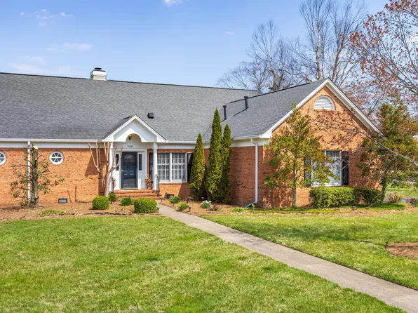 1119 Constitution Dr, Chattanooga, TN 37405