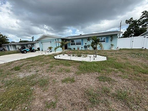 4th image of 3210 23RD AVENUE W