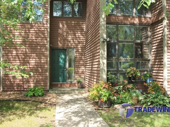 1369 Spencer Rd W #1369, Saint Paul, MN 55108