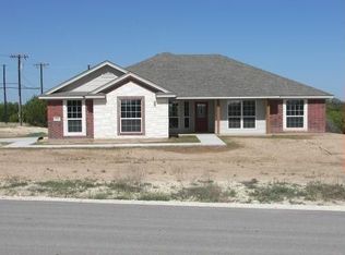 501 Dawns Peak, Lampasas, TX 76550