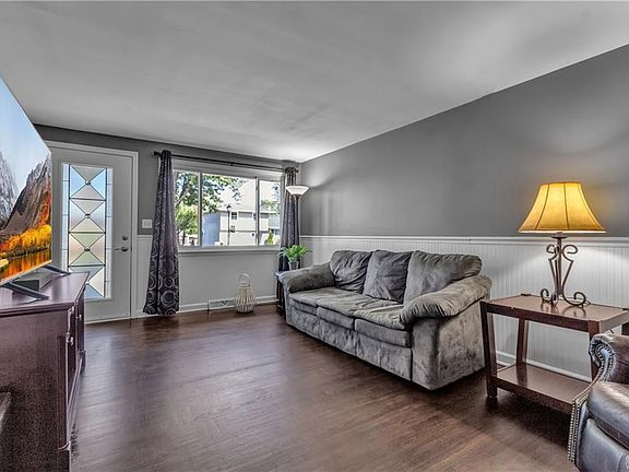 2nd image of 94 Colette Ave