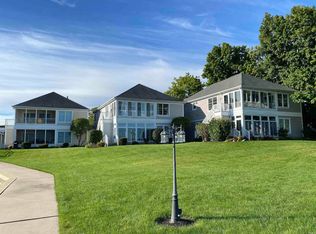 2006A Wolfs Point Dr, Rochester, IN 46975