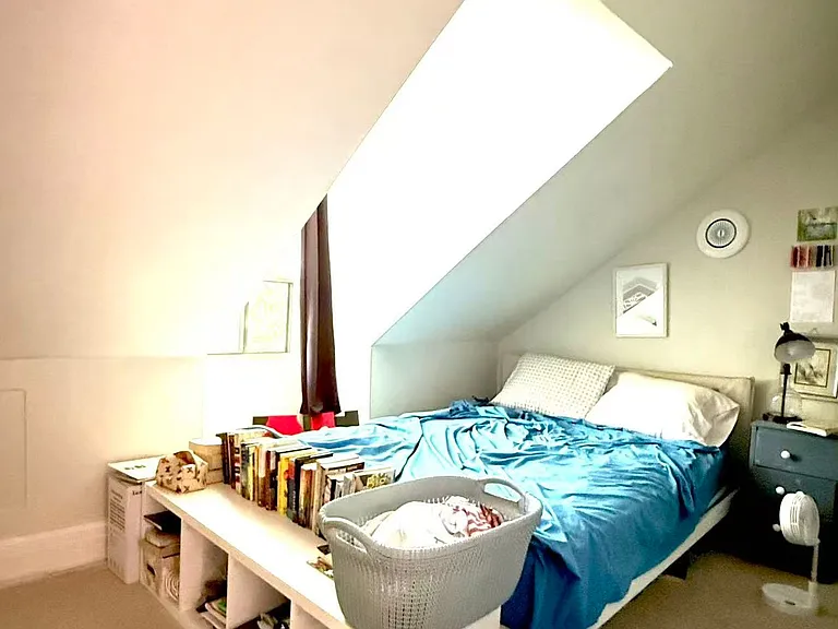 6 Givins St #UPPER — Photo 8
