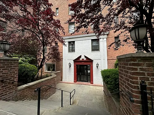 145 72nd St #E4 Photo 1