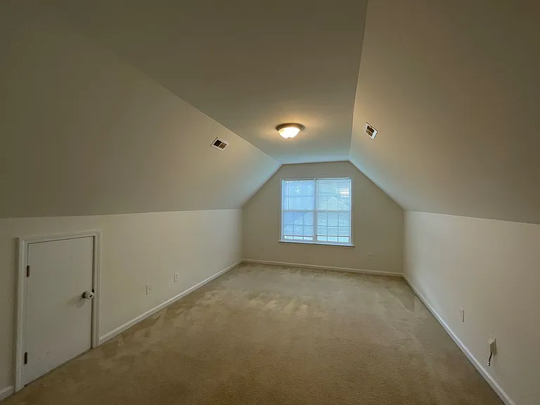 3005 Lanaken Ln — Photo 11