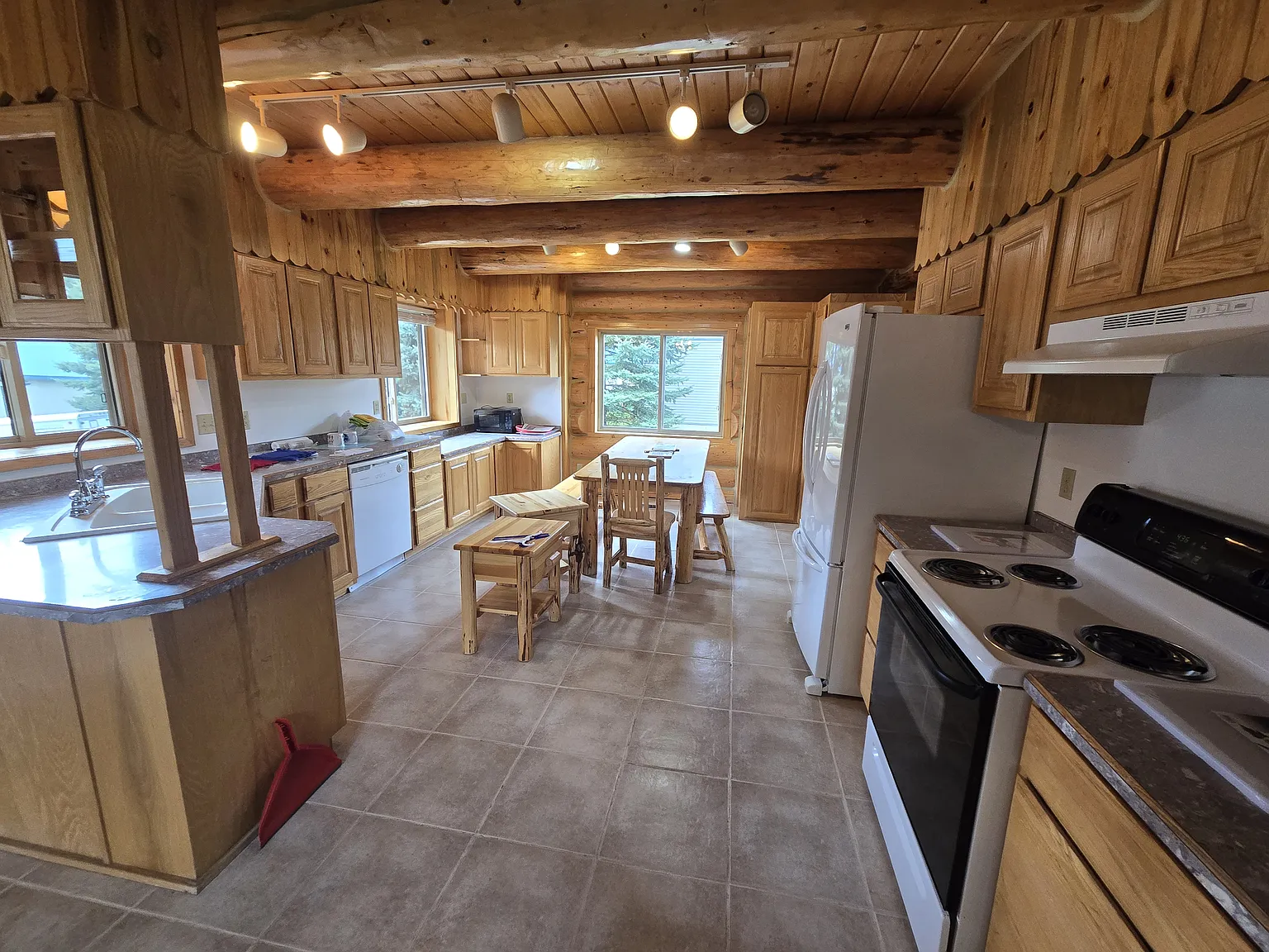 Charming 3-Bedroom Home in Scenic Rexford, MT — Photo 4