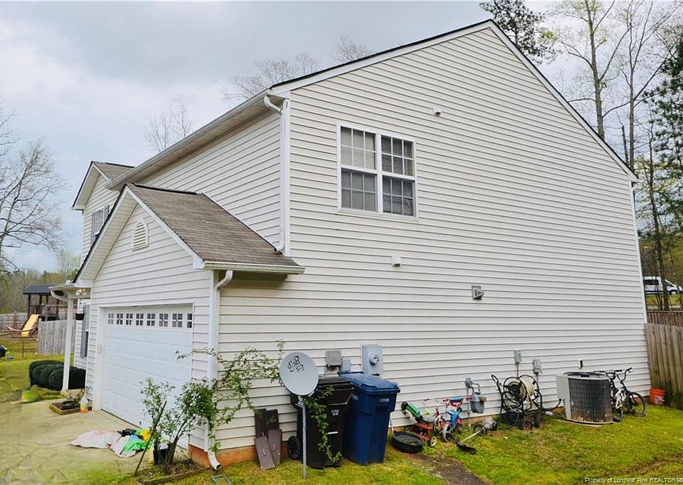 2nd image of 108 James River Ct