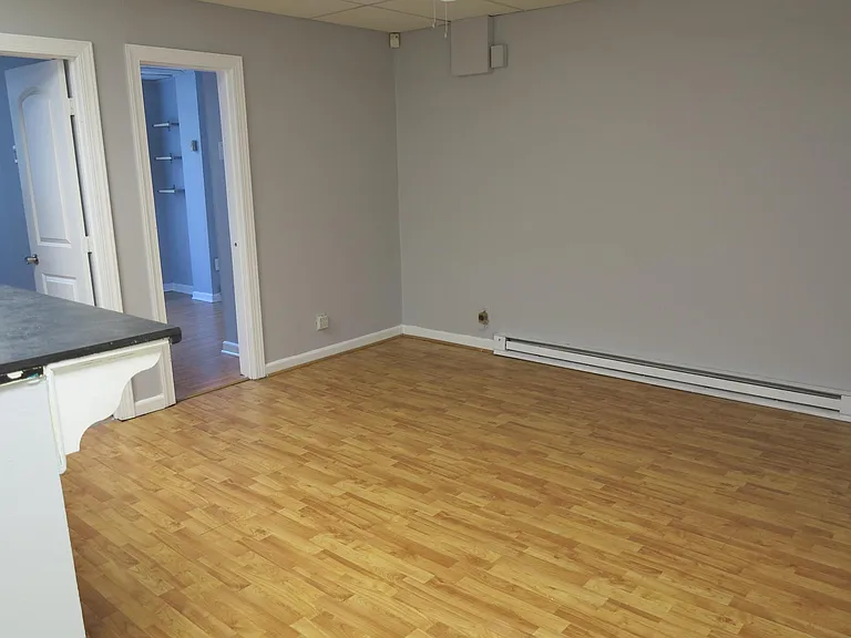 1909 Chestnut St #2 — Photo 12