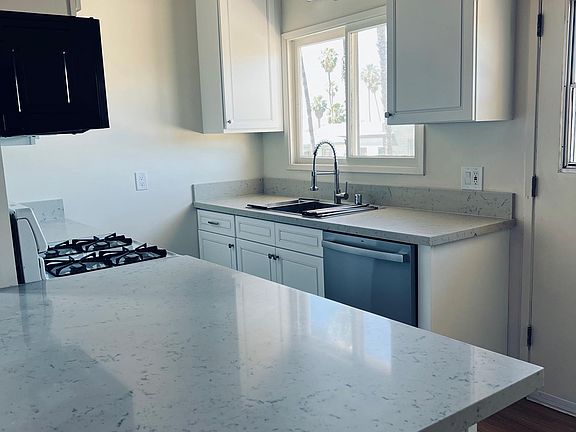4th image of 1908 Camino De La Costa APT 3