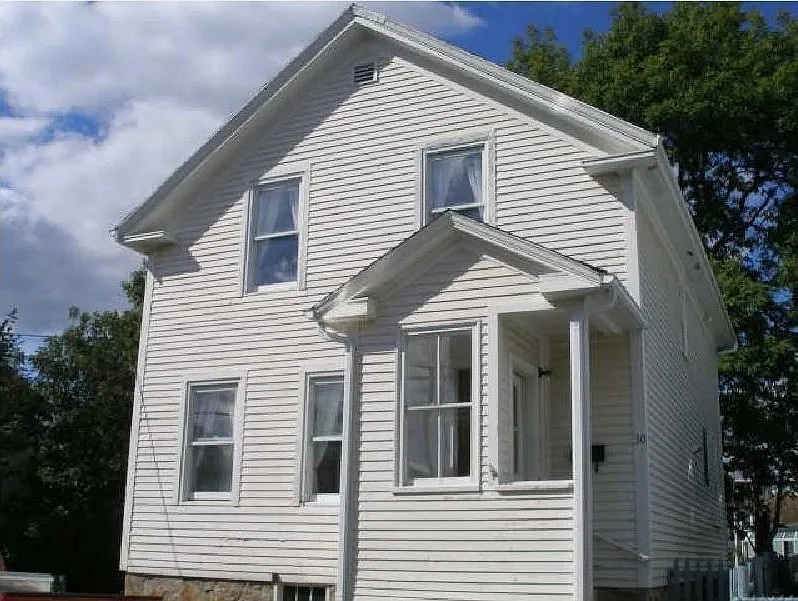 30 Simmons St