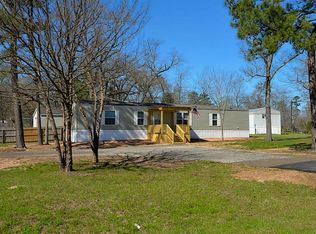 2239 Applewood Dr, Willis, TX 77378