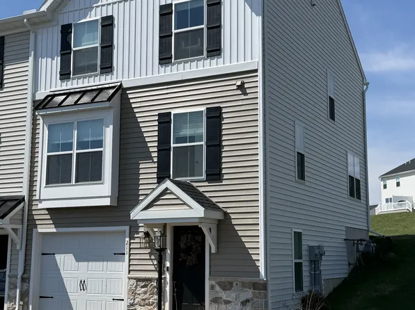 211 Magnolia Ln #1, State College, PA 16803