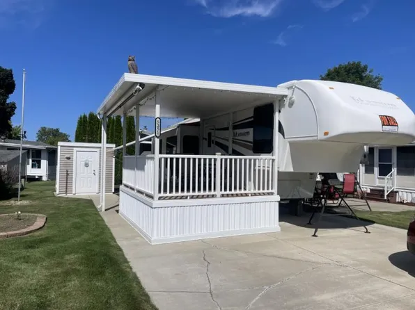 5251 Plymouth Ln, Lexington, MI 48450