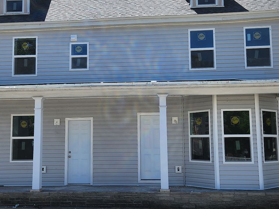 1st image of 20 Potomac St #1