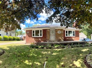61 Salisbury Ave, Blasdell, NY 14219