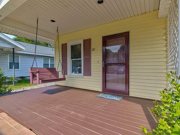 2nd image of 107 Chandler St