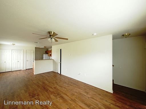 2nd image of 809 Industrial Ave