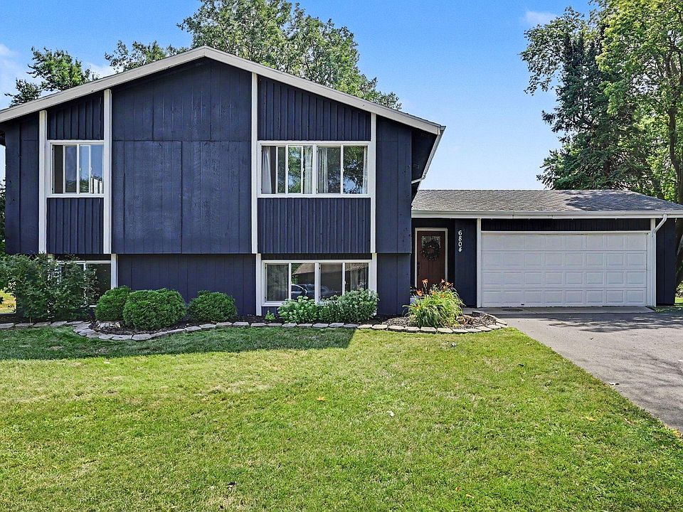 1st image of 6804 Forestview Ln N