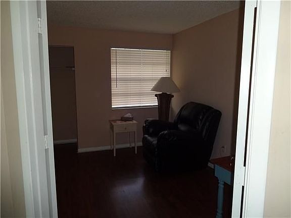 2nd image of 2639 SE 21st Ct #106-C