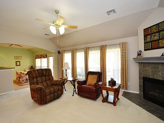 5th image of 4913 S 203 East Ave