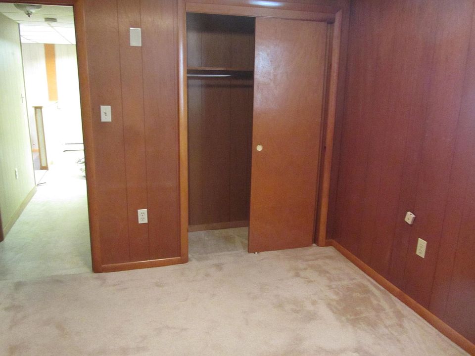 2nd BR with closet
