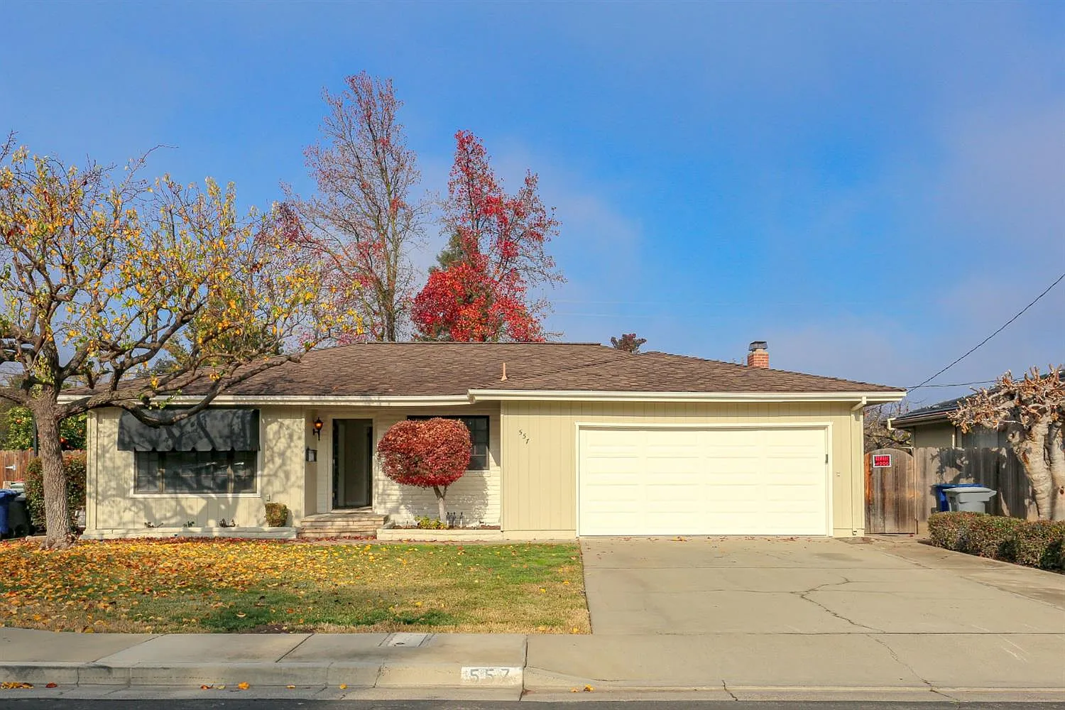 557 Joan Ct photo 1