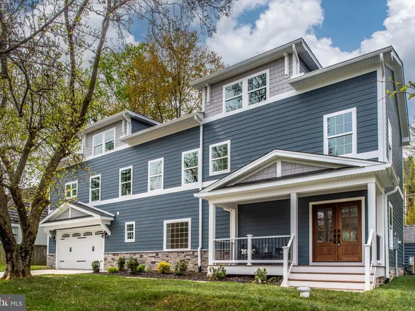 107 Jackson St, Falls Church, VA 22046