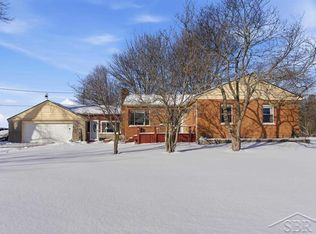 2760 S Eight Mile Rd, Auburn, MI 48611