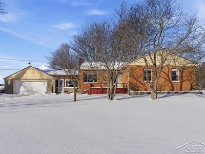 2760 S Eight Mile Rd, Auburn, MI, 48611
