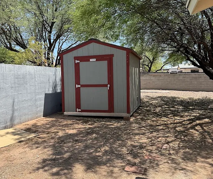 Large Yard and Tuff Shed included for all your extra storage