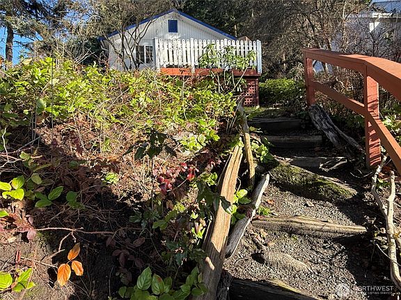 5th image of 5244 Deer Harbor Road