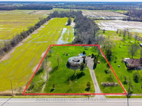 9572 Sodom Rd, Niagara Falls, ON L2G 0S7