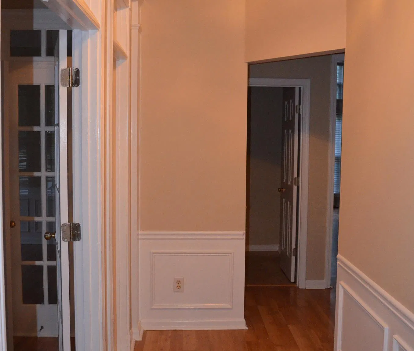 3 bed, 3.5 bath, 2034 sqft, $2,800 — Photo 2