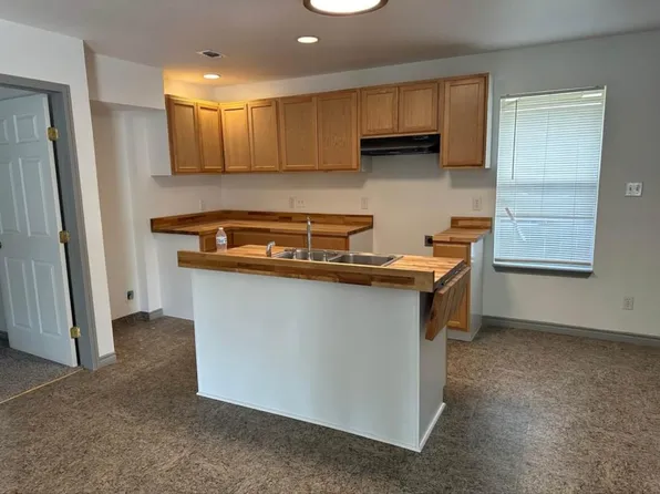 90 Smith Dr, Valley View, TX 76272