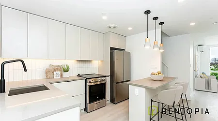 344 Lorimer Street, #6N