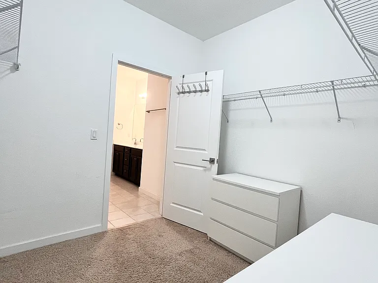 Walk-in closet