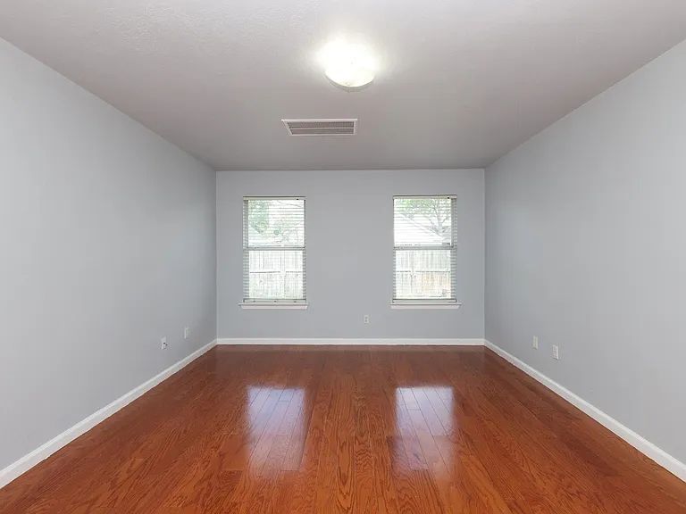7430 Pouter Dr — Photo 17