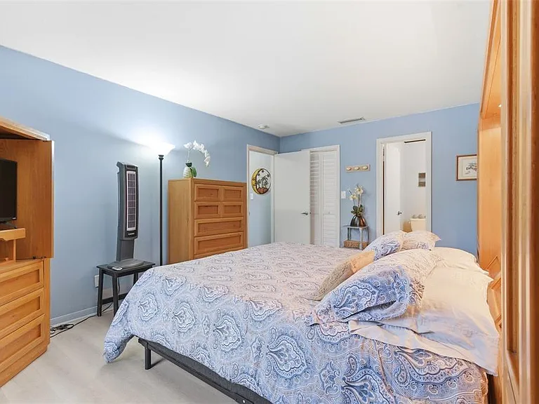 4805 Cobia Dr SE #D — Photo 30