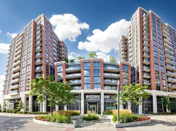31 Tippett Rd #333, Toronto, ON M3H 0C8