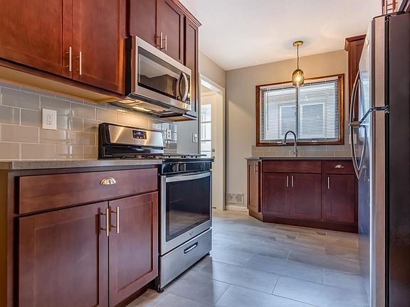 5th image of 5727 Xerxes Ave S