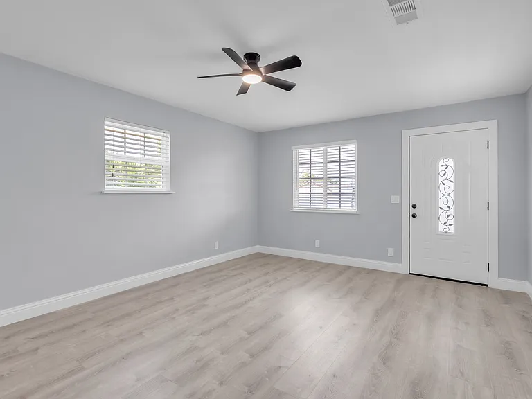 517 Rimmer Ave — Photo 22