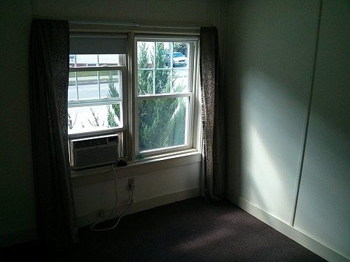 3rd image of 66 King St APT 1