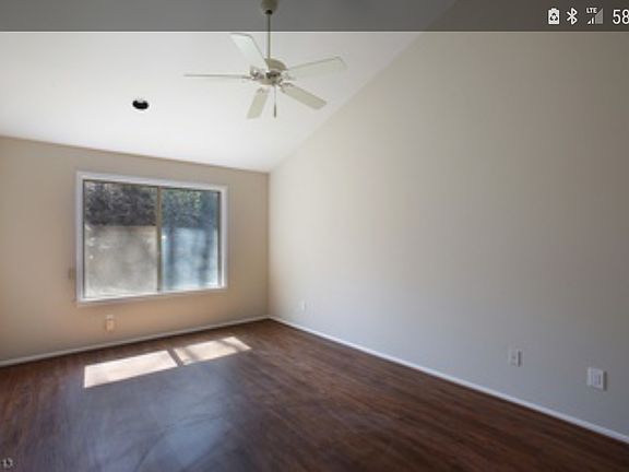 3rd image of 44 Kayser Ln