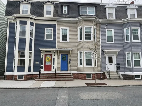 527 E 6th St #1, South Boston, MA 02127