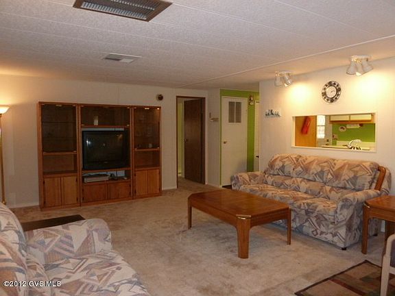 2nd image of 233 W Aliso Dr