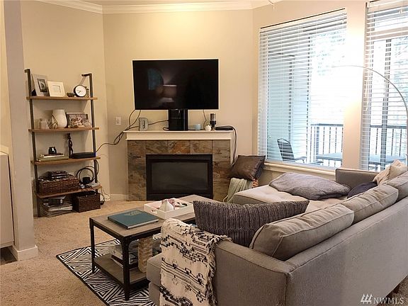 5th image of 25025 SE Klahanie Blvd APT A203